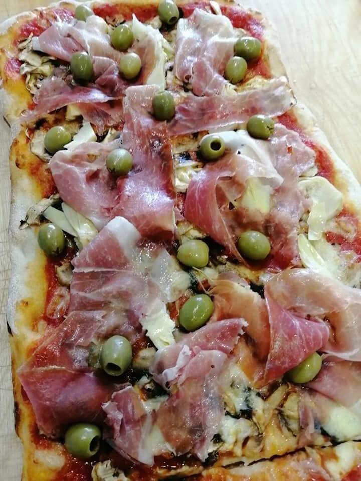 Piatti Locali A Fonte Nuova Rm Pizzeria Lo Spicchio Da Pino